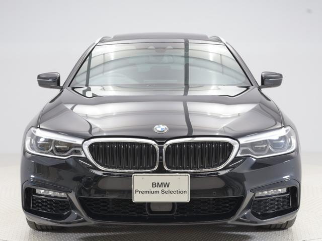 ５シリーズ ５４０ｉ　ｘＤｒｉｖｅツーリング　Ｍスポーツ　認定中古車　２年保証　パノラマサンルーフ　レザーシート　１９インチＡＷ　アクティブクルーズコントロール　Ｈａｒｍａｎ／Ｋａｒｄｏｎ　ヘッドアップディスプレイ　全周囲カメラ　アダプティブＬＥＤ　衝突軽減（3枚目）