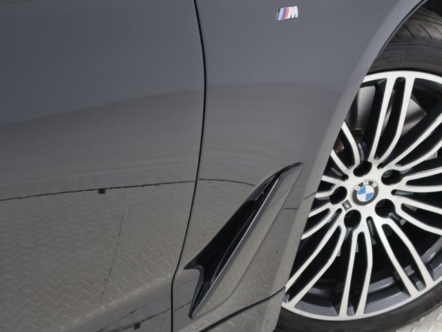 ５シリーズ ５４０ｉ　ｘＤｒｉｖｅツーリング　Ｍスポーツ　認定中古車　２年保証　パノラマサンルーフ　レザーシート　１９インチＡＷ　アクティブクルーズコントロール　Ｈａｒｍａｎ／Ｋａｒｄｏｎ　ヘッドアップディスプレイ　全周囲カメラ　アダプティブＬＥＤ　衝突軽減（26枚目）