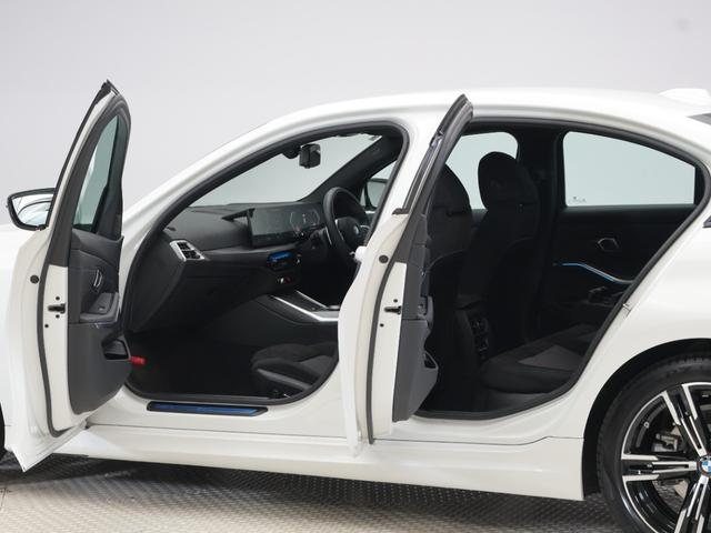 3シリーズ 320i Mスポーツ 認定中古車 2年保証 LCI2 18インチAW アクティブクルーズコントロール パドルシフト アダプティブLED 全周囲カメラ 前後センサー ヘッドアップディスプレイ 衝突軽減 車線逸脱(37枚目)