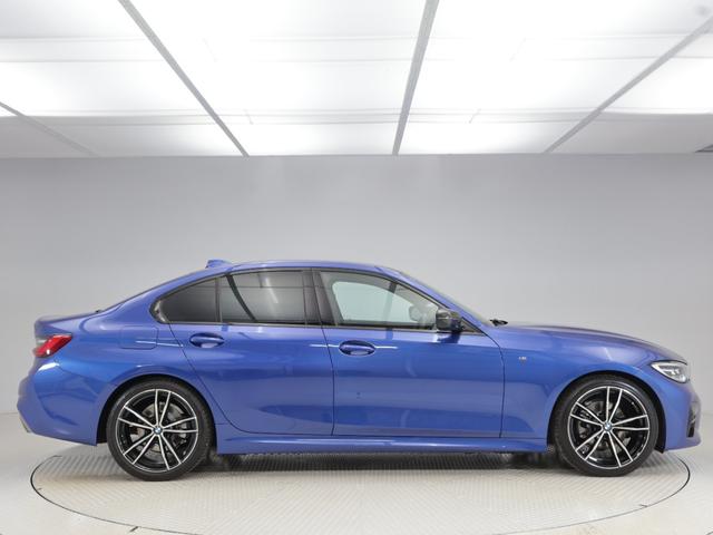 ３シリーズ ３２０ｉ　Ｍスポーツ　認定中古車　２年保証　レザーシート　１９インチＡＷ　ジェスチャーコントロール　ヘッドアップディスプレイ　アクティブクルーズコントロール　パドルシフト　リヤカメラ　ＬＥＤヘッドライト　衝突軽減　車線逸脱（6枚目）