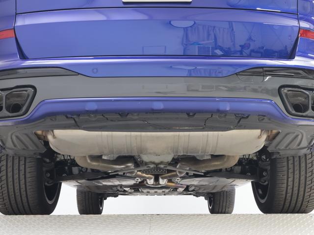 X7 M60i xDrive 認定中古車 2年保証 パノラマサンルーフ レザーシート 22インチAW B&Wダイヤモンドサウンド アクティブクルーズコントロール ヘッドアップディスプレイ 全周囲カメラ 衝突軽減 パドルシフト(36枚目)