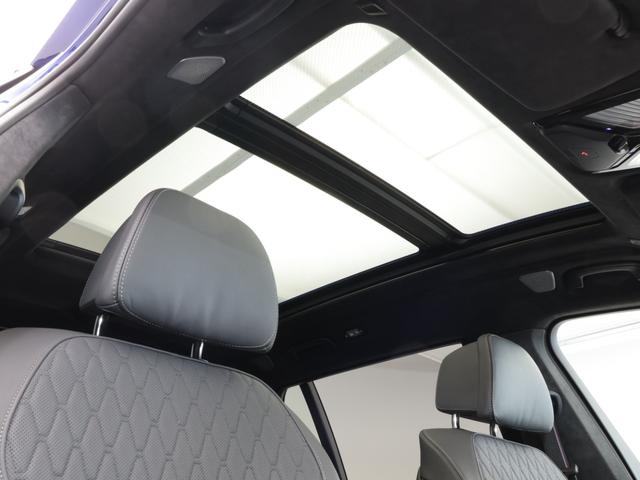 X7 M60i xDrive 認定中古車 2年保証 パノラマサンルーフ レザーシート 22インチAW B&Wダイヤモンドサウンド アクティブクルーズコントロール ヘッドアップディスプレイ 全周囲カメラ 衝突軽減 パドルシフト(54枚目)