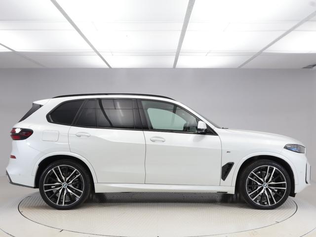 X5 xDrive 40d Mスポーツ 認定中古車 2年保証 22インチAW レザーシート アクティブステアリング ヘッドアップディスプレイ アクティブクルーズコントロール Harman/Kardon パドルシフト 衝突軽減 車線逸脱(6枚目)