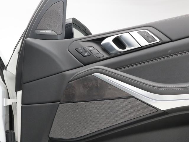 X5 xDrive 40d Mスポーツ 認定中古車 2年保証 22インチAW レザーシート アクティブステアリング ヘッドアップディスプレイ アクティブクルーズコントロール Harman/Kardon パドルシフト 衝突軽減 車線逸脱(40枚目)