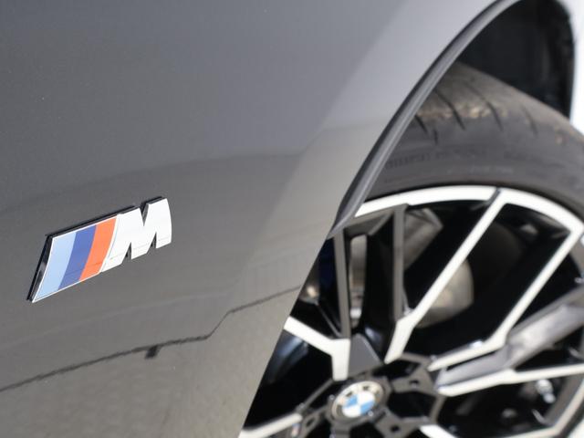 ８シリーズ ８４０ｉ　カブリオレ　エクスクルーシブ　Ｍスポーツ　認定中古車　２年保証　フィオナレッドレザー　２０インチＡＷ　アクティブクルーズコントロールＨａｒｍａｎ／Ｋａｒｄｏｎ　ヘッドアップディスプレイ　全周囲カメラ　レーザーライト　衝突軽減　電動リヤゲート（24枚目）