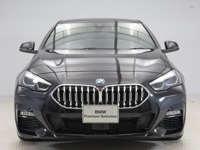 ２シリーズ ２１８ｉグランクーペ　Ｍスポーツ　認定中古車　２年保証　１８インチＡＷ　アクティブクルーズコントロール　純正ＨＤＤナビゲーション　リヤカメラ　前後センサー　ＬＥＤヘッドライト　衝突軽減　車線逸脱　ＵＳＢ　コンフォートアクセス（3枚目）
