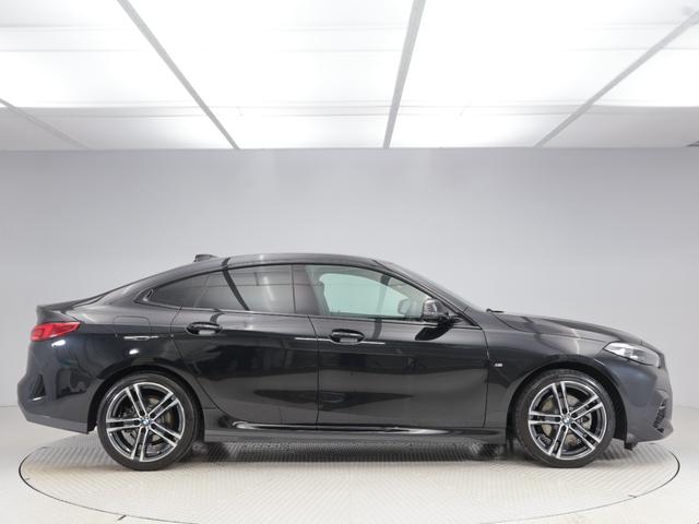 ２シリーズ ２１８ｉグランクーペ　Ｍスポーツ　認定中古車　２年保証　１８インチＡＷ　アクティブクルーズコントロール　純正ＨＤＤナビゲーション　リヤカメラ　前後センサー　ＬＥＤヘッドライト　衝突軽減　車線逸脱　ＵＳＢ　コンフォートアクセス（6枚目）