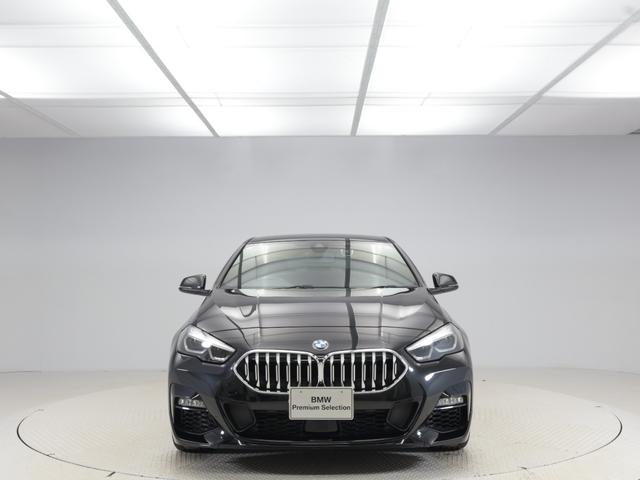 ２シリーズ ２１８ｉグランクーペ　Ｍスポーツ　認定中古車　２年保証　１８インチＡＷ　アクティブクルーズコントロール　純正ＨＤＤナビゲーション　リヤカメラ　前後センサー　ＬＥＤヘッドライト　衝突軽減　車線逸脱　ＵＳＢ　コンフォートアクセス（22枚目）