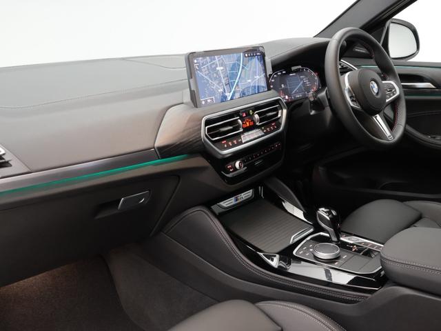 X4 M40i 認定中古車 2年保証 パノラマサンルーフ レザーシート Harman/Kardon 21インチAW アクティブクルーズコントロール ヘッドアップディスプレイ 全周囲カメラ パドルシフト 衝突軽減(4枚目)