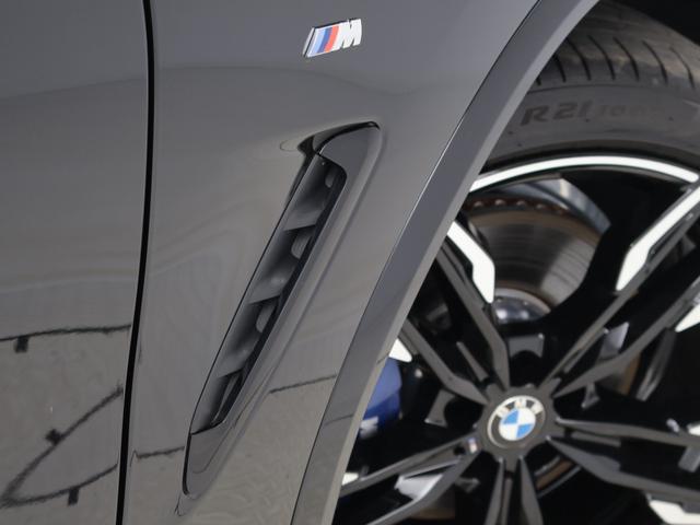 X4 M40i 認定中古車 2年保証 パノラマサンルーフ レザーシート Harman/Kardon 21インチAW アクティブクルーズコントロール ヘッドアップディスプレイ 全周囲カメラ パドルシフト 衝突軽減(28枚目)