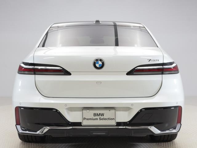 7シリーズ 740i Mスポーツ 認定中古車 2年保証 20インチAW パノラマルーフ レザーシート アクティブクルーズコントロール 全周囲カメラ 前後センサー ヘッドアップディスプレイ B&Wサウンドシステム 衝突軽減 車線逸脱(8枚目)