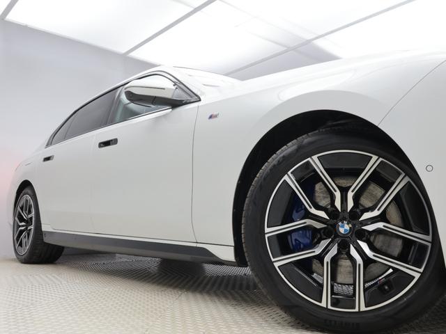 7シリーズ 740i Mスポーツ 認定中古車 2年保証 20インチAW パノラマルーフ レザーシート アクティブクルーズコントロール 全周囲カメラ 前後センサー ヘッドアップディスプレイ B&Wサウンドシステム 衝突軽減 車線逸脱(26枚目)