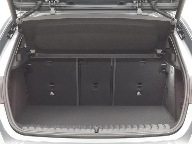 �V�[�g�A�����W�ɂ���āA�g�����N�̎g�����̕����L����܂��B