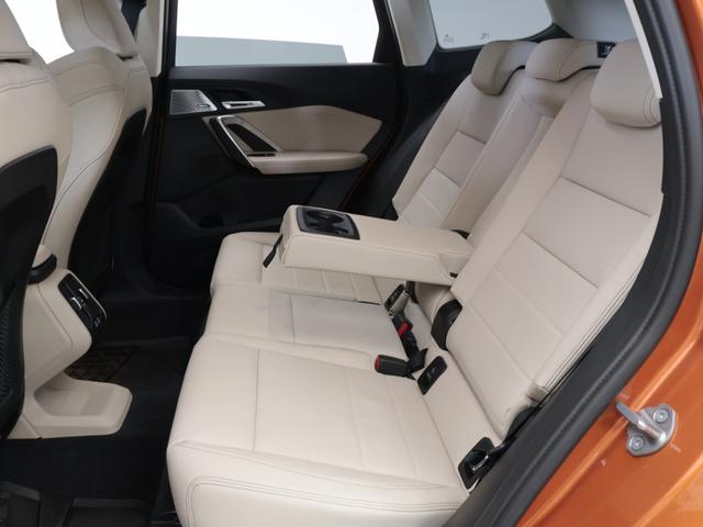 X1 xDrive 20d xライン ハイラインパッケージ 認定中古車 2年保証 オイスターレザー 18インチAW Harman/Kardon ヘッドアップディスプレイ 全周囲カメラ 前後センサー アダプティブLED 衝突軽減 車線逸脱 電動リヤゲート(15枚目)