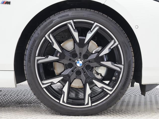 ２シリーズ ２２０ｄグランクーペ　Ｍスポーツハイラインパッケージ　認定中古車　２年保証　１９インチＡＷ　ヘッドアップディスプレイ　Ｈａｒｍａｎ／Ｋａｒｄｏｎ　全周囲カメラ　アクティブクルーズコントロール　パドルシフト　アダプティブＬＥＤ　衝突軽減　車線逸脱（10枚目）