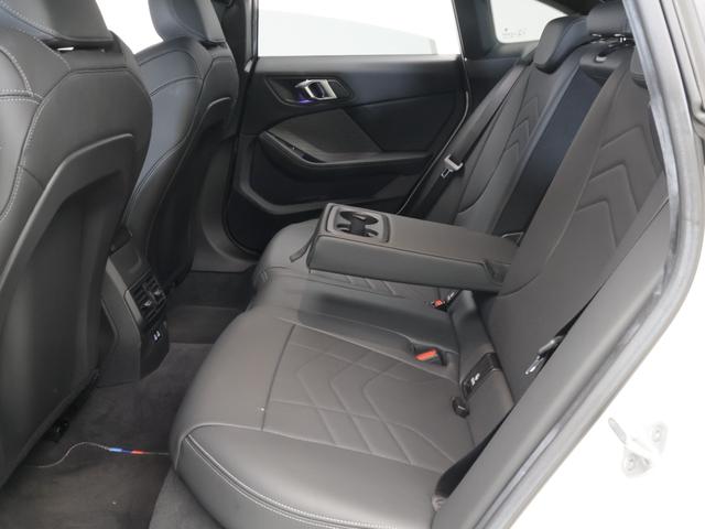 ２シリーズ ２２０ｄグランクーペ　Ｍスポーツハイラインパッケージ　認定中古車　２年保証　１９インチＡＷ　ヘッドアップディスプレイ　Ｈａｒｍａｎ／Ｋａｒｄｏｎ　全周囲カメラ　アクティブクルーズコントロール　パドルシフト　アダプティブＬＥＤ　衝突軽減　車線逸脱（15枚目）