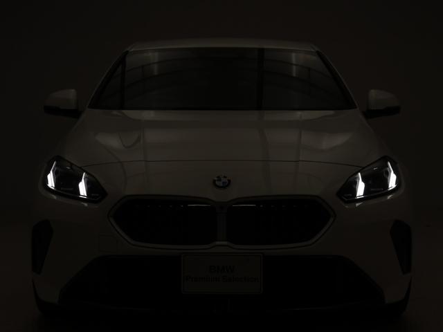 ２シリーズ ２２０ｄグランクーペ　Ｍスポーツハイラインパッケージ　認定中古車　２年保証　１９インチＡＷ　ヘッドアップディスプレイ　Ｈａｒｍａｎ／Ｋａｒｄｏｎ　全周囲カメラ　アクティブクルーズコントロール　パドルシフト　アダプティブＬＥＤ　衝突軽減　車線逸脱（23枚目）