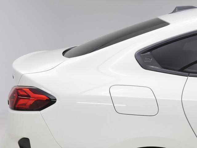 ２シリーズ ２２０ｄグランクーペ　Ｍスポーツハイラインパッケージ　認定中古車　２年保証　１９インチＡＷ　ヘッドアップディスプレイ　Ｈａｒｍａｎ／Ｋａｒｄｏｎ　全周囲カメラ　アクティブクルーズコントロール　パドルシフト　アダプティブＬＥＤ　衝突軽減　車線逸脱（32枚目）
