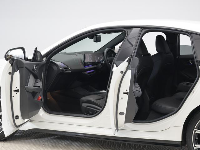 ２シリーズ ２２０ｄグランクーペ　Ｍスポーツハイラインパッケージ　認定中古車　２年保証　１９インチＡＷ　ヘッドアップディスプレイ　Ｈａｒｍａｎ／Ｋａｒｄｏｎ　全周囲カメラ　アクティブクルーズコントロール　パドルシフト　アダプティブＬＥＤ　衝突軽減　車線逸脱（42枚目）