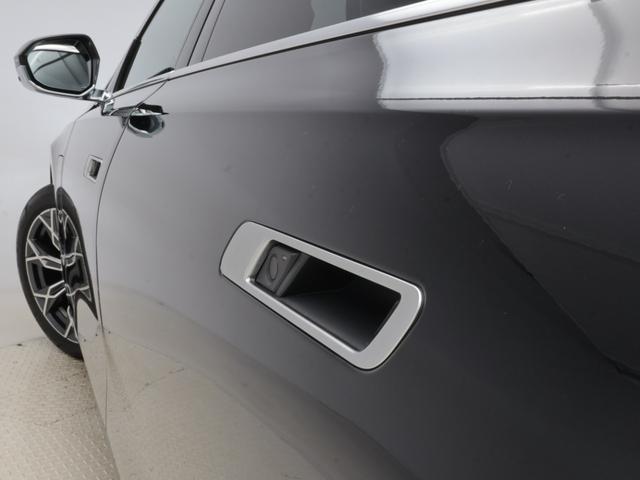 ｉ７ ｘＤｒｉｖｅ　６０　エクセレンス　認定中古車　２年保証　リヤエンターテイメント　パノラマルーフ　２０インチＡＷ　オットマン　レザーシート　アクティブクルーズコントロール　Ｂ＆Ｗサウンドシステム　全周囲カメラ　衝突軽減　車線逸脱（36枚目）