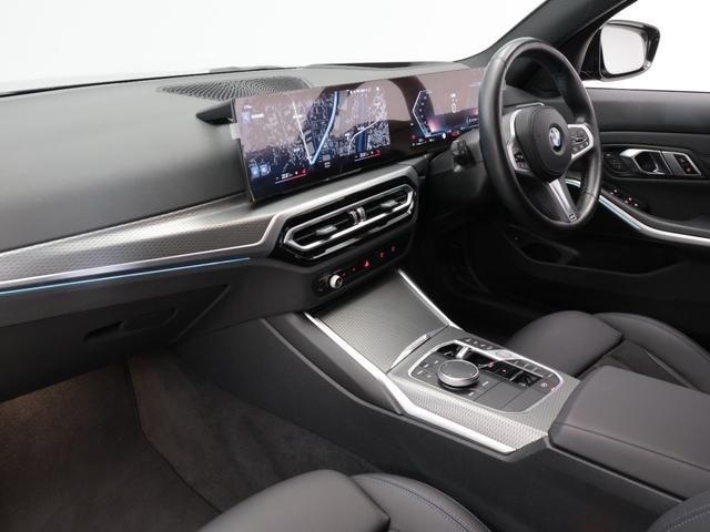 3シリーズ 320d xDriveツーリング Mスポーツ 認定中古車 2年保証 全周囲カメラ 前後センサー 18インチAW ヘッドアップディスプレイ アクティブクルーズコントロール パドルシフト アダプティブLED 衝突軽減 車線逸脱 USB 電動リヤゲート(4枚目)