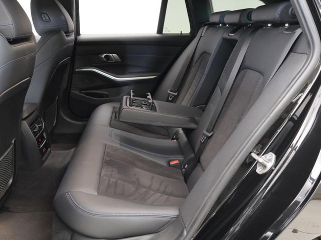 3シリーズ 320d xDriveツーリング Mスポーツ 認定中古車 2年保証 全周囲カメラ 前後センサー 18インチAW ヘッドアップディスプレイ アクティブクルーズコントロール パドルシフト アダプティブLED 衝突軽減 車線逸脱 USB 電動リヤゲート(15枚目)