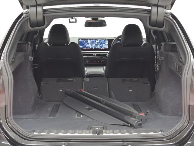 3シリーズ 320d xDriveツーリング Mスポーツ 認定中古車 2年保証 全周囲カメラ 前後センサー 18インチAW ヘッドアップディスプレイ アクティブクルーズコントロール パドルシフト アダプティブLED 衝突軽減 車線逸脱 USB 電動リヤゲート(18枚目)