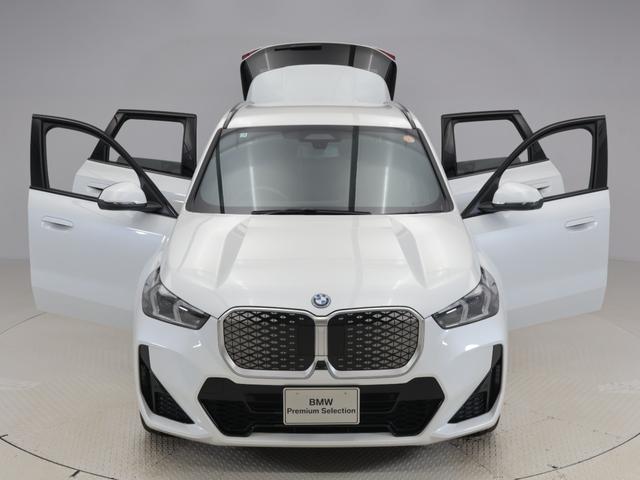 iX1 eDrive 20 Mスポーツ 認定中古車 2年保証 18インチAW アクティブクルーズコントロール ヘッドアップディスプレイ 全周囲カメラ アダプティブLED 衝突軽減 電動リヤゲート コンフォートアクセス フロントシートヒーター(58枚目)