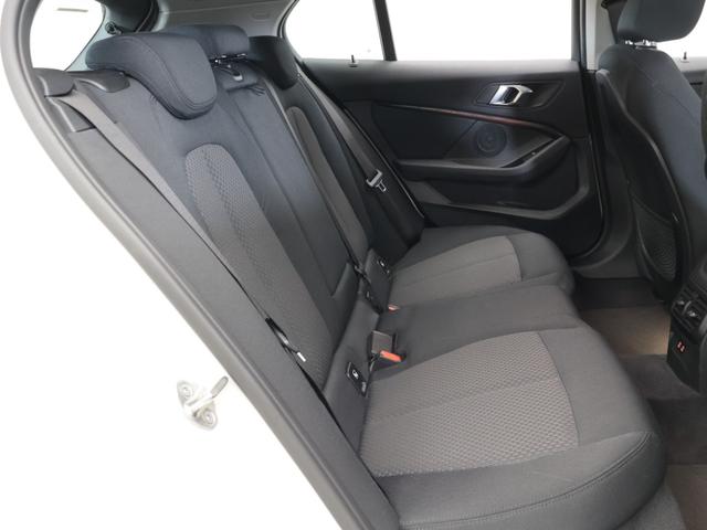 1シリーズ 118d プレイ 認定中古車 2年保証 17インチAW アクティブクルーズコントロール リヤカメラ 前後センサー LEDヘッドライト 衝突軽減 車線逸脱 電動リヤゲート コンフォートアクセス HDDナビゲーション(14枚目)