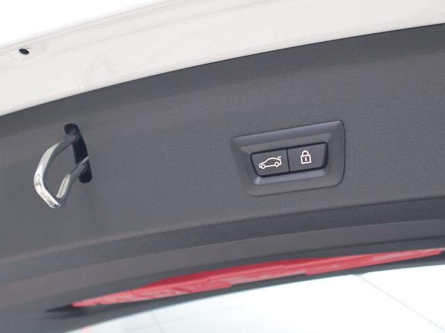 1シリーズ 118d プレイ 認定中古車 2年保証 17インチAW アクティブクルーズコントロール リヤカメラ 前後センサー LEDヘッドライト 衝突軽減 車線逸脱 電動リヤゲート コンフォートアクセス HDDナビゲーション(19枚目)