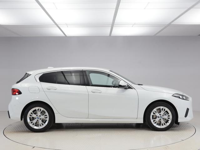 1シリーズ 120 ハイラインパッケージ 認定中古車 2年保証 17インチAW 全周囲カメラ Harman/Kardon ヘッドアップディスプレイ アクティブクルーズコントロール 衝突軽減 車線逸脱 電動リヤゲート コンフォートアクセス(6枚目)