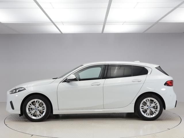 1シリーズ 120 ハイラインパッケージ 認定中古車 2年保証 17インチAW 全周囲カメラ Harman/Kardon ヘッドアップディスプレイ アクティブクルーズコントロール 衝突軽減 車線逸脱 電動リヤゲート コンフォートアクセス(7枚目)