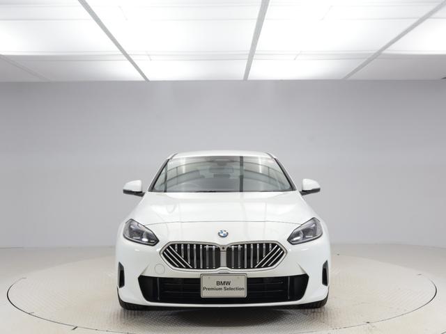 1シリーズ 120 ハイラインパッケージ 認定中古車 2年保証 17インチAW 全周囲カメラ Harman/Kardon ヘッドアップディスプレイ アクティブクルーズコントロール 衝突軽減 車線逸脱 電動リヤゲート コンフォートアクセス(23枚目)