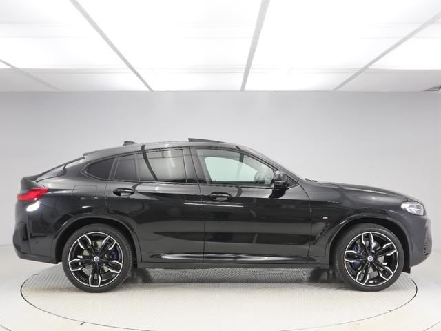 X4 M40i 認定中古車 2年保証 パノラマサンルーフ 21インチAW アクティブクルーズコントロール レザーシート Harman/Kardon 全周囲カメラ ヘッドアップディスプレイ パドルシフト 衝突軽減(6枚目)