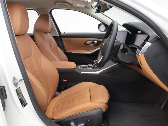 3シリーズ 318i 40thアニバーサリーエディション 認定中古車 2年保証 40th Anniversary Edition コニャックレザー 17インチAW スポーツシート アクティブクルーズコントロール リヤカメラ LED 衝突軽減 電動リヤゲート(12枚目)