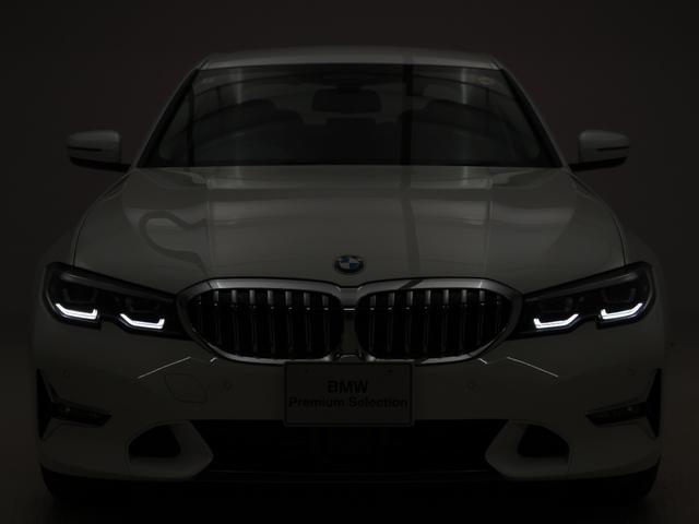 3シリーズ 318i 40thアニバーサリーエディション 認定中古車 2年保証 40th Anniversary Edition コニャックレザー 17インチAW スポーツシート アクティブクルーズコントロール リヤカメラ LED 衝突軽減 電動リヤゲート(24枚目)