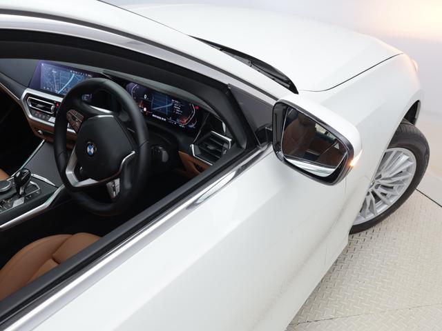 3シリーズ 318i 40thアニバーサリーエディション 認定中古車 2年保証 40th Anniversary Edition コニャックレザー 17インチAW スポーツシート アクティブクルーズコントロール リヤカメラ LED 衝突軽減 電動リヤゲート(28枚目)