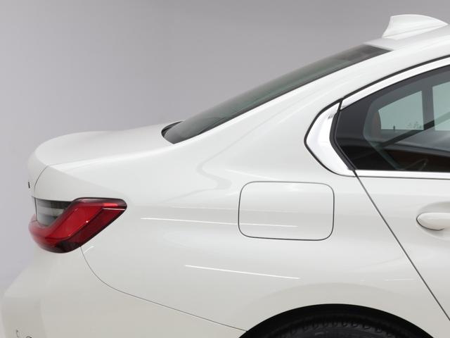 3シリーズ 318i 40thアニバーサリーエディション 認定中古車 2年保証 40th Anniversary Edition コニャックレザー 17インチAW スポーツシート アクティブクルーズコントロール リヤカメラ LED 衝突軽減 電動リヤゲート(32枚目)
