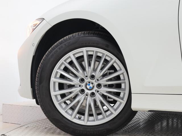 3シリーズ 318i 40thアニバーサリーエディション 認定中古車 2年保証 40th Anniversary Edition コニャックレザー 17インチAW スポーツシート アクティブクルーズコントロール リヤカメラ LED 衝突軽減 電動リヤゲート(35枚目)