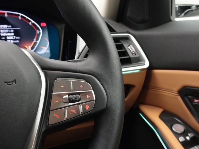 3シリーズ 318i 40thアニバーサリーエディション 認定中古車 2年保証 40th Anniversary Edition コニャックレザー 17インチAW スポーツシート アクティブクルーズコントロール リヤカメラ LED 衝突軽減 電動リヤゲート(47枚目)