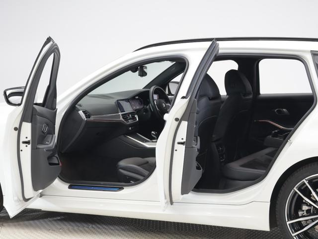 3シリーズ 320d xDriveツーリング Mスポーツ 認定中古車 2年保証 18インチAW 全周囲カメラ 前後センサー アクティブクルーズコントロール パドルシフト LEDヘッドライト 衝突軽減 車線逸脱 電動リヤゲート コフォートアクセス(42枚目)