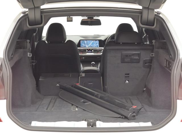 3シリーズ 320dxDriveツーリングMスポーツハイラインP 認定中古車 2年保証 レザーシート 19インチAW アダプティブMサス 全周囲カメラ 前後センサー アクティブクルーズコントロール パドルシフト LEDヘッドライト 衝突軽減 車線逸脱 電動リヤゲート(17枚目)