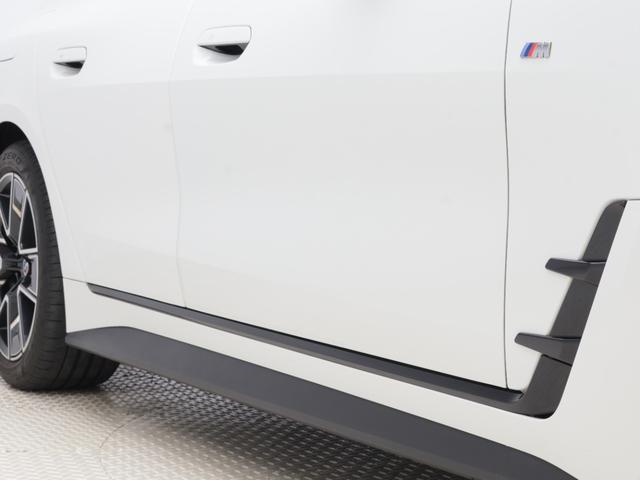 �T�C�h�X�J�b�g�����烊���h�A�܂ŘA�Ȃ郉�C�����������ł�