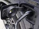 ベースグレード　認定中古車　２３インチＡＷ　プリズムルーフ　ＩＮＤＩＶＩＤＵＡＬ・ＥＸメリノレザー　Ｂ＆Ｗスピーカー　アクティブクルーズコントロール　パドルシフト　全周囲カメラ　アダプティブＬＥＤ　衝突軽減　車線逸脱（33枚目）