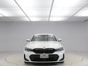 ３１８ｉ　Ｍスポーツ　エディションシャドー　認定中古車　２年保証　１９インチＡＷ　全周囲カメラ　前後センサー　アクティブクルーズコントロール　ヘッドアップディスプレイ　アダプティブＬＥＤ　パドルシフト　衝突軽減　車線逸脱　電動リヤゲート（21枚目）