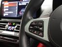 ACCは、レーダーやカメラが前走車や車線を検知し前方車両との車間距離を維持しながら自動で加減速を行い、低速走行時には車両停止までの制御を行ないます。