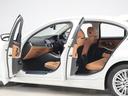 318i 40thアニバーサリーエディション 認定中古車 2年保証 40th Anniversary Edition コニャックレザー 17インチAW スポーツシート アクティブクルーズコントロール リヤカメラ LED 衝突軽減 電動リヤゲート(43枚目)