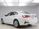 318i 40thアニバーサリーエディション 認定中古車 2年保証 40th Anniversary Edition コニャックレザー 17インチAW スポーツシート アクティブクルーズコントロール リヤカメラ LED 衝突軽減 電動リヤゲート(58枚目)
