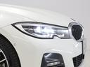 320d xDriveツーリング Mスポーツ 認定中古車 2年保証 18インチAW 全周囲カメラ 前後センサー アクティブクルーズコントロール パドルシフト LEDヘッドライト 衝突軽減 車線逸脱 電動リヤゲート コフォートアクセス(23枚目)