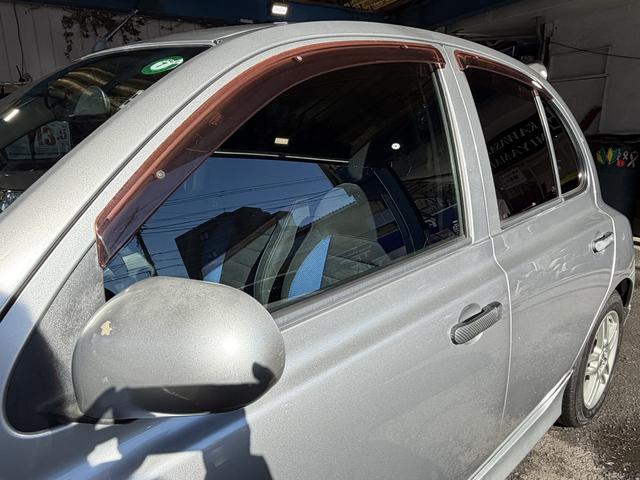 マーチ １２ＳＲ　後期型５速オ－テックチュ－ン専用マフラ－・足回り・エアロ・アルミ・内装・テ－ルクロスバ－・ナビ・キ－レス・ＥＴＣ車重９６０キロＣＲ１２ＤＥエンジン当社下取車（12枚目）